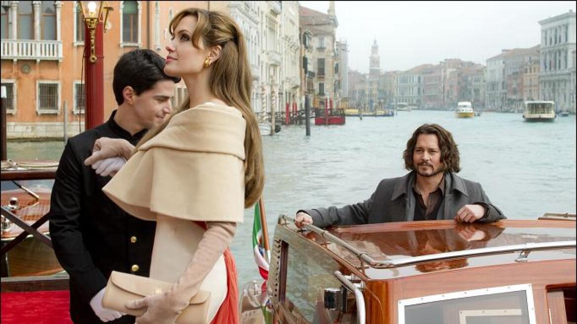 Angelina Jolie και Johnny Depp έσπασαν τα ταμεία 